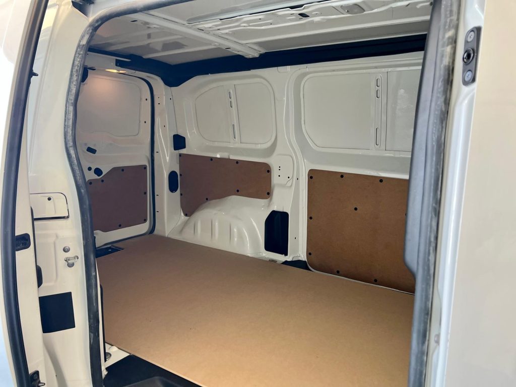 "CITROEN-JUMPY TALLA M 2.0 HDI 122CV"