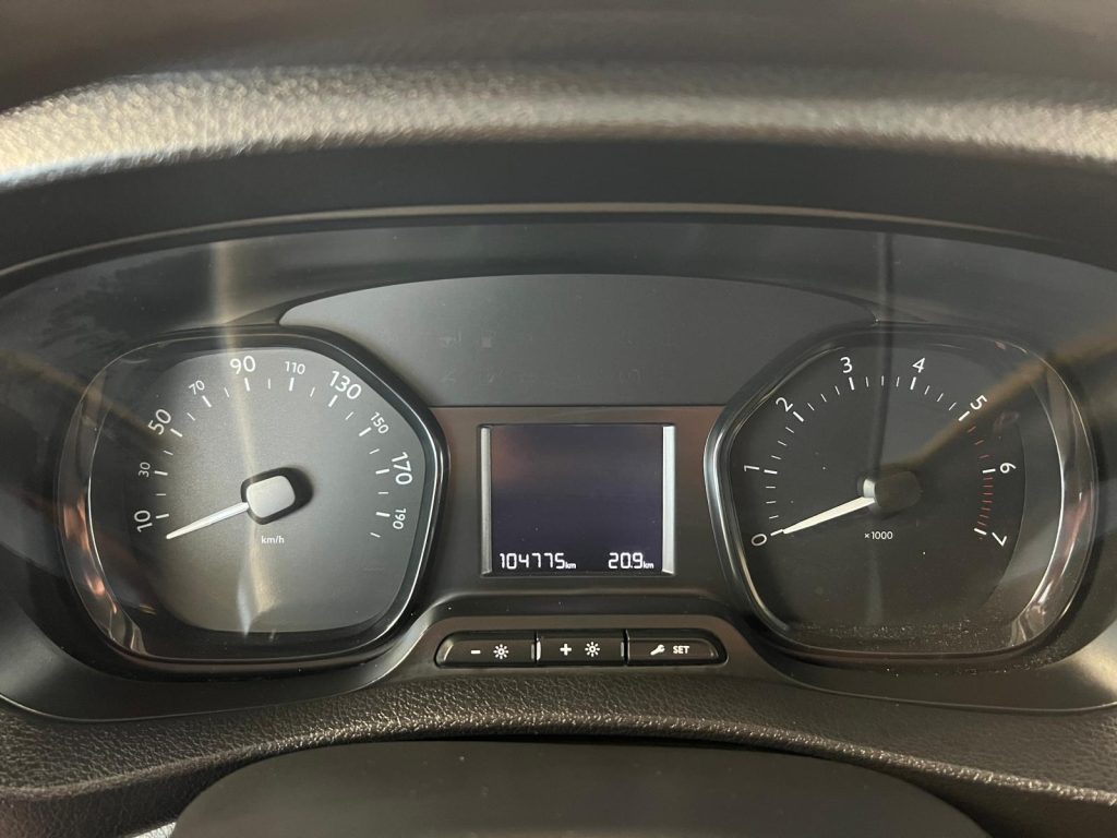 "CITROEN-JUMPY TALLA M 2.0 HDI 122CV"